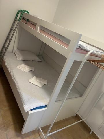 Sos Apartments Радовлица Екстериор снимка